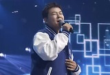 전현무, 삼촌의 주책…과잠 입고 축하 무대 열창 