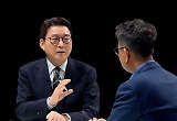 신동욱 ‘썰전’ 합류 “이철희 존경, 국회에 있었으면 괴로워했을 것”
