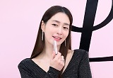 이민정, '흑백요리사' 안성재와 투샷인 줄 알았는데···"남편은 잘랐어요"