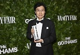 ‘오징어게임’ 황동혁, 美 고섬어워즈 공로상…“극본 거절한 분들 감사하다”
