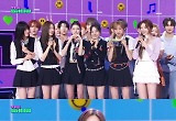 이즈나 ‘삡’ 신호 통했다 ‘더 쇼’ 1위 트로피 쟁취