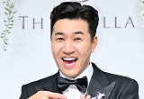 김종민, '11살 연하' 아내 귀막아.."신혼여행 3주, '1박2일'보다 힘들어"