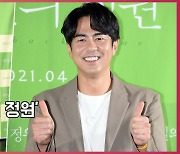 전석호(Jeon Seok-ho),'감독님과 잦은 마찰(?) 하지만 완벽했던 호흡' [O! STAR]