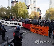 GERMANY PROTEST PANDEMIC CORONAVIRUS COVID19