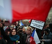 CZECH REPUBLIC PROTEST VELVET REVOLUTION PANDEMIC CORONAVIRUS CO