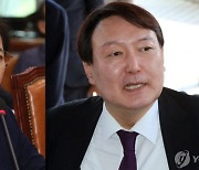 법무부, '윤석열 감찰 절차 논란'에도 다시 '대면조사 협조' 공문