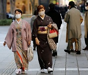 일본 코로나 확진 하루 2000명 첫 돌파.. 도쿄만 500명 육박