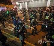홍콩법원 "경찰 민원 조사할 독립기구 없어..권리장전 위반"