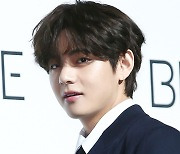 [bnt포토] 방탄소년단 뷔 '그림같은 눈코입'