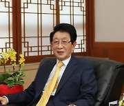 홍기삼 박사 유한학원 이사장 취임