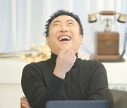 박명수, '늦었다고 생각할 때가 진짜 늦을 때' 어록 담은 자기계발서 '남보다 나' 편찬!