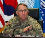 US commander says 'premature' to set date for wartime role handover