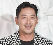 하정우 측 "카카오M 영화 '야행' 출연"(공식입장)