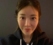 다비치 이해리, '생얼'에도 굴욕 없는 미모 과시[SNS★컷]