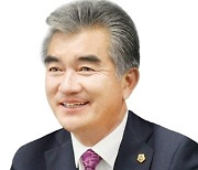 ﻿김영수 도의원, 충남도교육청 공무원들 부당 수령 질타