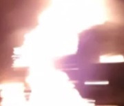 남양주 팔당4터널 지나던 1톤 트럭 화재..인명피해 없어
