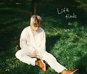 옌자민, 오늘(21일) 신곡 'Life finds a way' 발매..서사무엘 피처링 지원사격