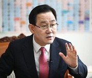주호영 "공수처는 비리 쓰레기장..文, '비토권'으로 속였다"