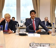 영국-캐나다 중간 무역협정 체결.."EU와 협정대로 일단 거래"