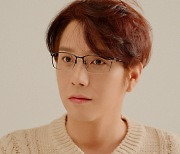 [bnt화보] 김영민 "연애 안 한 지 10년 넘어, 일이 0순위라 결혼 생각 딱히 없어"