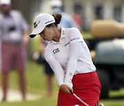 LPGA 펠리컨 챔피언십 4라운드서 벙커샷 날리는 김세영