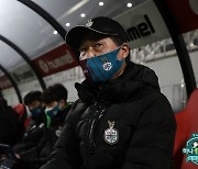 [K-인터뷰] 대전 조민국 대행, "경남, PO행 축하한다..승격하길"