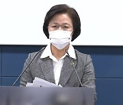 평검사들 잇단 집단 반발..尹 출근 않고 법적 대응 준비