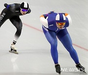 5000M 결승전 역주하는 정재원