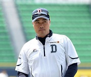 새 감독 결정 앞둔 한화, 코치부터 영입 '조성환 코치 합류'