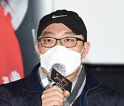 [MD포토] 인사말 하는 '세트플레이' 문승욱 감독