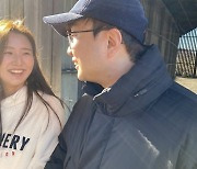 박휘순, 신혼여행 근황 공개.."아내가 웃는 게 내 행복"