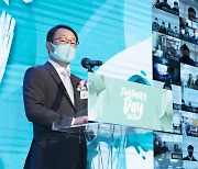 '파트너스데이' 인사말 하는 구현모 KT 대표