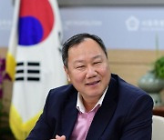 [포토]서울시의회, 제5회 대한민국 지방자치 정책대상 '의정부문' 수상