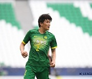 [ACL 리뷰] '김민재 풀타임' 베이징, 멜버른에 2-0 승..4연승+16강 진출