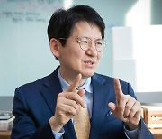 KCGI  "산업은행, 솔직해지자..두고두고 조롱거리 될 것" 왜?