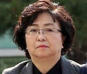 '환경부 블랙리스트' 의혹 김은경 전 장관에 징역 5년 구형.."필요한 일 했을 뿐"