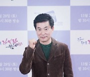 '그곳에 두고 온 라일락' 이한위, BTS급 안무 소화하는 '중년 트롯돌' 변신