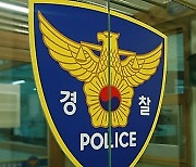 아파트 18층서 추락 30대 '구사일생'.. SUV 선루프에 떨어져