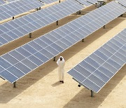 DEWA 혁신센터와 모하메드 빈 라시드 알 막툼 태양광발전소 800MW급 3기 개장
