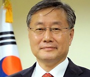 문대통령, 靑 외교정책비서관에 김용현 임명