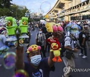 CORRECTION Thailand Protests