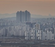 "누르고 묶으니 피해가는거죠"..파주·울산·창원 집값이 '들썩' [부동산360]