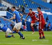 'VAR 악몽' 리버풀, 브라이튼과 1-1 무승부..선두 도약