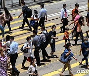홍콩서 하루만에 115명 코로나 확진..재확산 조짐에 '비상'