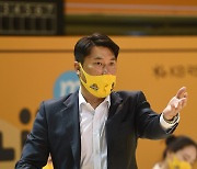 [벤치명암] 7연승 달린 안덕수 감독 "5명 두 자릿수 득점은 상당히 이상적"