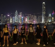 이젠 교육까지도..차근차근 진행되는 '홍콩의 중국화'