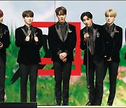 [MD포토] 몬스타엑스, '팬 여러분 고맙습니다'