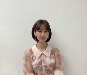 강혜연, 꽃무늬 원피스+청초함 가득한 표정 '청순 그 자체' [SNS★컷]