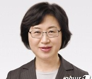 정영애 여성가족부 장관 내정자..참여정부 5년 인사비서관