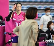 [포토] 김연경 '5세트를 준비하며'